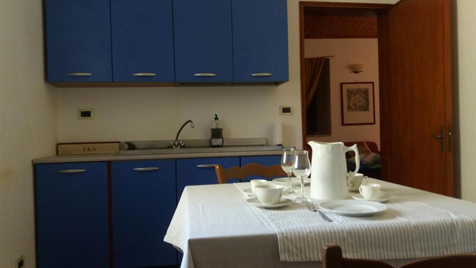 Linati'S Apartments Pollina Kültér fotó