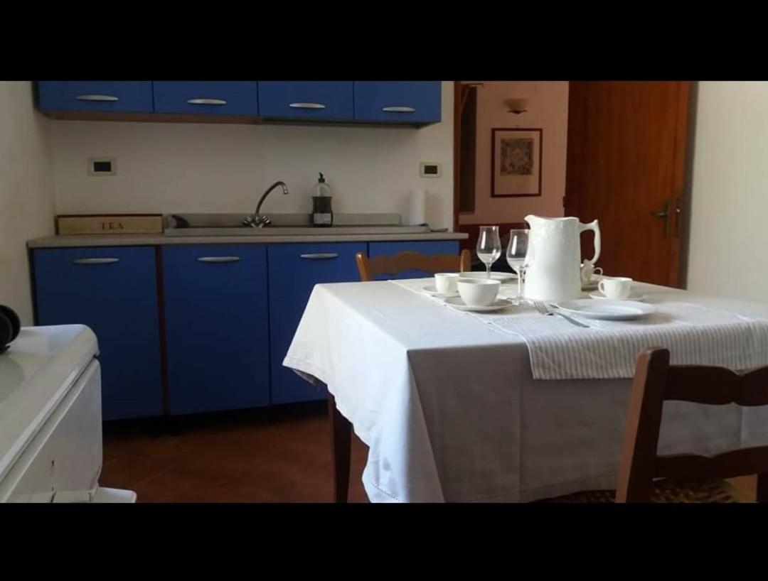 Linati'S Apartments Pollina Kültér fotó