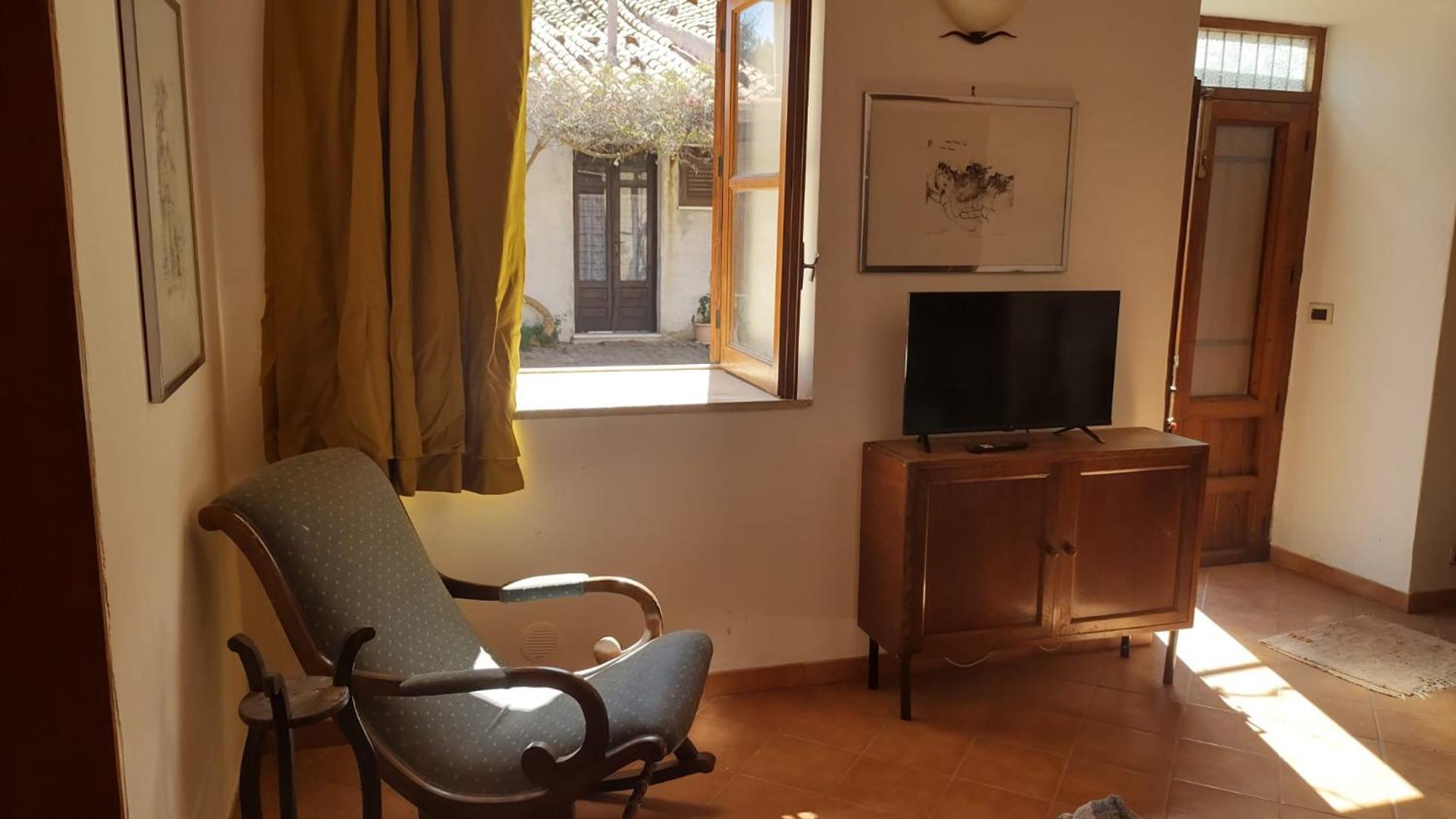Linati'S Apartments Pollina Kültér fotó